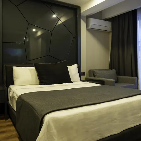 Lucky Monkey Midi Antalya